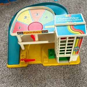 Vintage 1987 - Fisher-Price  Parking Garage